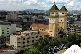 map[class:w-full h-full object-cover object-center src:images/home/bairro/eletricista-pari.png]